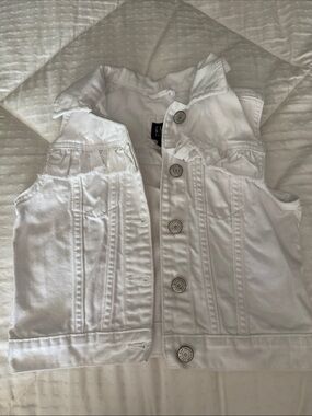 Girl’s Small Gap White Denim Vest